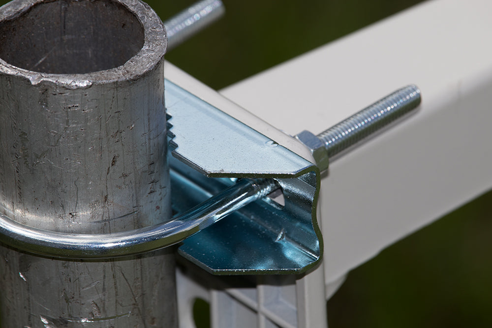 u bracket pole mount