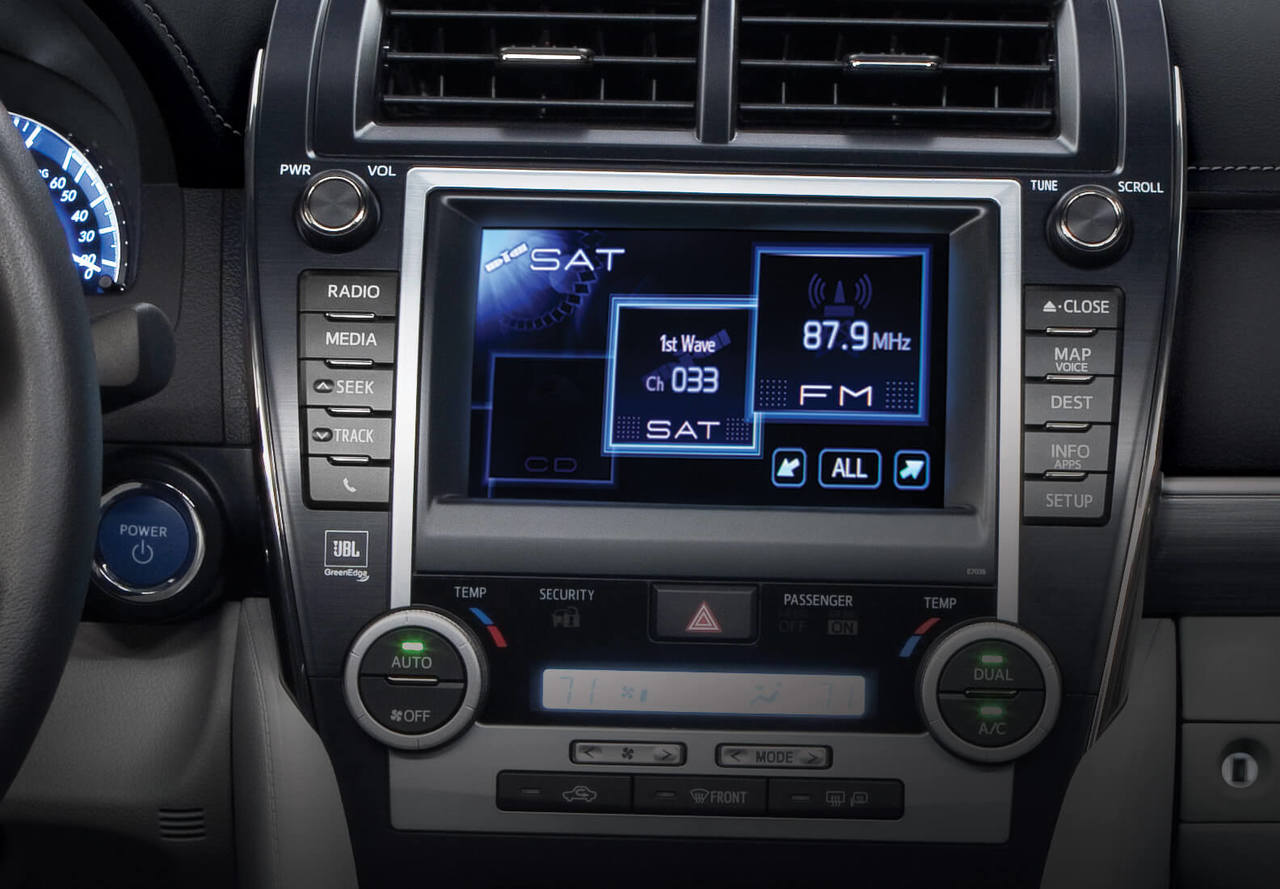 With the translator and SiriusXM SXV300 tuner you get a clean installation which allows you to use factory controls in a Lexus Factory OEM radio