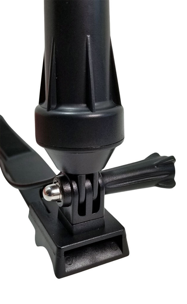 The strap comes completely open to allow the strap to lay flat